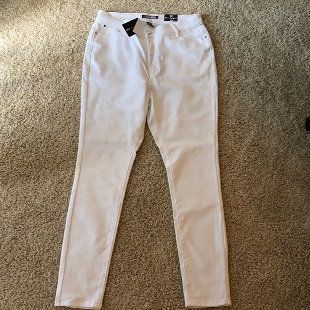 NWT White Skinny Jeans